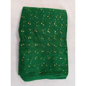 Tela de red elegante en tono dorado para lujosa decoración de banquetes y rodapiés de mesa disponibles a un precio asequible - Product Image 3