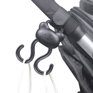 Gancho Universal de Plástico para Carriolas de Bebé - Product Image 1