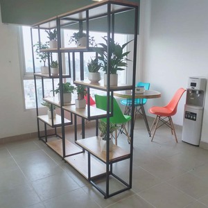 Étagère en métal élégante en forme de L avec bois de caoutchouc pour la décoration du salon - KTB68034 - Product Image 3