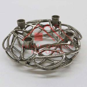 Chandelier en aluminium en métal de haute qualité à vendre Meilleur vendeur Décor Aluminium T Light Bougeoir pour décorations pour la maison - Product Image 4