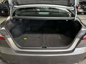 Clean 2024 para Camry SE AWD volante a la izquierda - Product Image 3