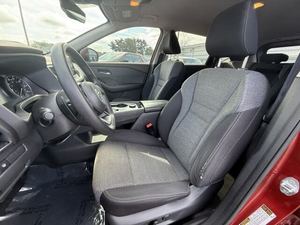 SUV Crossover ROG SV Scarlet Ember AWD 2021 Usado en Excelentes Condiciones - Product Image 2