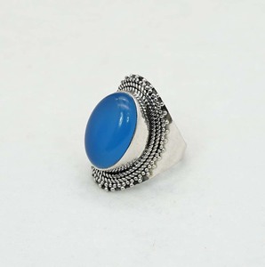 925 argent sterling massif mois de juin pierre de naissance calcédoine bleue avec sertissage de lunette bague de forme ovale - Product Image 2