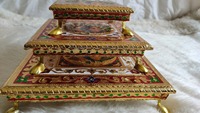 Lot de 3 Chowkis Tabouret en bois Pooja Meenakari Diwali Puja Accessoire God Idol Stand Mandir Decor Table de mariage hindou Cadeau indien