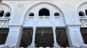 Fachada de Mezquita de Mármol Blanco Tallada a Mano, Duradera, Moderna e Impermeable, con Trabajo de Piedra Geométrico Floral Islámico, Arquitectura Religiosa para Pared - Product Image 2