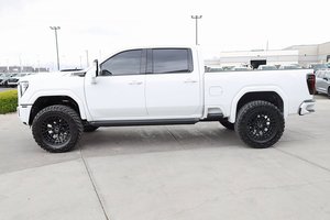 GMC Sierra 3500 HD Denali 2025, Tracción en las Cuatro Ruedas, Cabina Doble, con Faros LED y Neumáticos R20 - Product Image 3