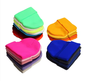 Bonnets en acrylique en gros de haute qualité casquettes de crâne d'hiver personnalisables pour hommes femmes avec chaleur extérieure et motif d'impression Y2K - Product Image 3