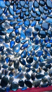 Pierre précieuse de labradorite bleue naturelle de haute qualité à 100%, cabochon, cristal bleu feu, qualité mixte, pierres de labradorite polies, différentes tailles - Product Image 3