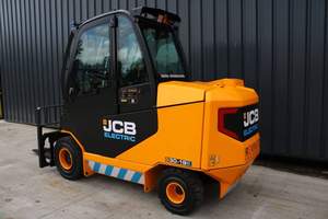 Chariot télescopique électrique JCB 30E RWD à émissions nulles, grande capacité de levage, chariot élévateur télescopique industriel, batterie lithium-ion 96V compacte - Product Image 4