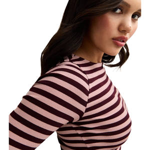 Top corto de Yoga para mujer, elegante, ajustado, elástico, cómodo, Spandex/Tela de nailon, sostenible, respetuoso con el medio ambiente, informal, de secado rápido - Product Image 5