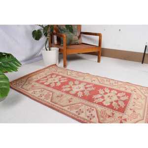 2.6x4.5 ft Vintage Rug, <b>Red</b> Abstract Turkish <b>Wool</b> Rug - Product Image 3