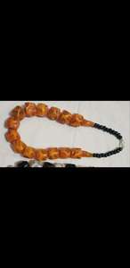 Meilleur collier en résine Collier tendance de perles jaunes en résine pour femmes et filles Articles de mariage et de fête pour hommes - Product Image 2