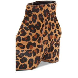 INC International Concepts Stivaletto da donna con tacco a blocco stampato Floriann, taglia media - Product Image 5