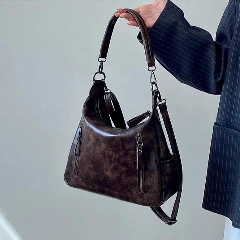 น้ำตาลอ่อน