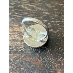 Anillo de Plata de Ley con Turquesa de la Montaña Sonora de Reda Galvan, Corte Ovalado, Diamantes Engastados en Bisel, Oro Rosa, Romántico, Talla 7.75, Regalo Perfecto - Product Image 5