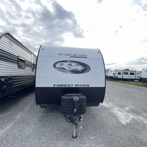 Nouvelle caravane de camping F-o-r-e-s-t R-i-v-e-r Grey Wolf 26DBH 2026 à vendre - Product Image 1
