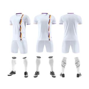 2024 Camiseta deportiva más popular Último diseño Camiseta de fútbol Uniforme de fútbol personalizado de alta calidad - Product Image 1