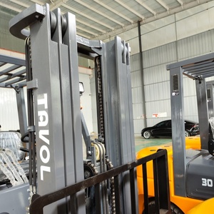 Carretilla elevadora diésel de gran capacidad de 3 toneladas Cummins Engine 1220mm horquilla usada/Nueva para construcción y venta al por menor - Product Image 3