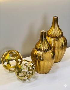 Jarrón de Flores de Aluminio Fundido Hecho a Mano para Decoración de Interiores del Hogar que Muestra el Arte Tradicional en Metal y el Estilo Contemporáneo - Product Image 2