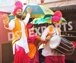 Punjabi Bhangra tema colorido fibra estatuas Punjabi tradicional estatua decorativa - Product Image 5