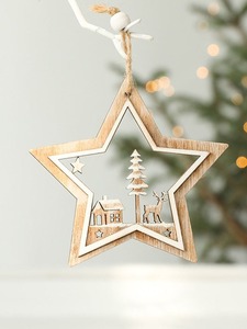 เครื่องประดับแขวนคริสต์มาสทำจากไม้แบบดั้งเดิมที่มีลวดลายแกะสลักที่สมบูรณ์แบบสำหรับการตกแต่งต้นไม้วันหยุด - Product Image 5