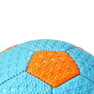 เย็บด้วยมือทำจากหนัง PU ขนาด4แข็งแรงทนทานสำหรับการฝึกซ้อมในร่มและกลางแจ้ง - Product Image 4