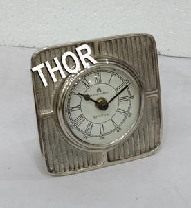 Table et horloge murale en quartz de finition chromée nautique moderne pour salon et bureau à domicile - Product Image 6