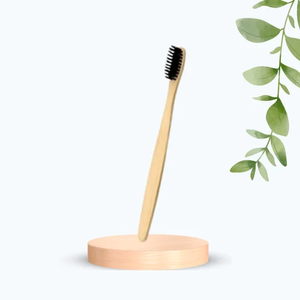 Brosse à dents de voyage en bambou 2025 Premium Design écologique avec poils infusés de charbon de bois Brosse à dents biodégradable sans plastique - Product Image 6