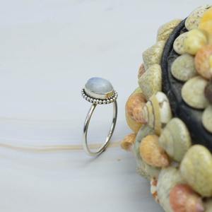 Rainbow Moonstone 925 เงินสเตอร์ลิงแหวนรูปไข่เครื่องประดับHandmade DesignerแหวนมิถุนายนBirthstoneของขวัญวันเกิด - Product Image 2