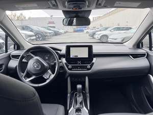SUV crossover compacto usado 2025, nivel de equipamiento LE - Product Image 2