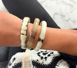 Brazalete de Cuerno de Búfalo Natural con Incrustaciones Pulidas, Ecológico, Hecho a Mano, Joyería de Boutique Premium, Estilo de Moda de Alta Gama - Product Image 5