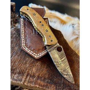 มีดพับเหล็กดามัสกัสทำมือ ด้ามไม้สลักลาย งาน DIY รับผลิตตามแบบ (OEM) มีดยุทธวิธีสำหรับตั้งแคมป์และล่าสัตว์ คุณภาพสูง - Product Image 2