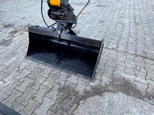 Mini-excavatrice compacte JCB 18Z-1 de 1,8 tonne de qualité supérieure pour la construction, l'agriculture et l'aménagement paysager, disponible en gros - Product Image 4