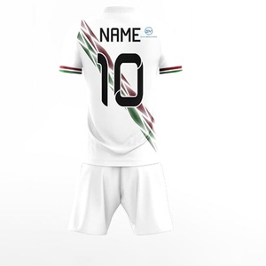 Uniformes de Fútbol Personalizados de Alta Calidad, Impresión por Sublimación Completa, Conjunto de Uniforme de Entrenamiento, Logotipo del Club, Nombre del Equipo, Niños y Adultos, Verde - Product Image 4
