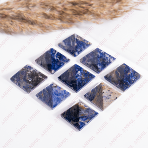 Venta al por Mayor de Atractivas Pirámides de Piedras Preciosas Talladas de Sodalita Mini para Sanación con Cristales, Feng Shui, Meditación y Decoración del Hogar - Product Image 3