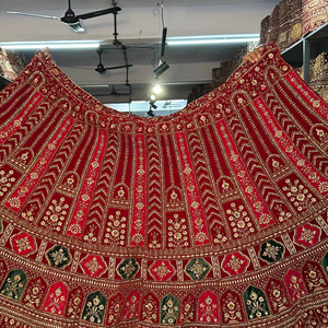 Heavy Velvet Lehenga Choli Multi Jarakn Work Double Dupatta Rajwadi Concept 4m Flair para fiestas de boda de verano-Suministro al por mayor - Product Image 1
