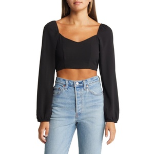 Vero Moda Top Corto Nero da Donna con Scollo a Cuore e Ricami in Pizzo, Taglia XL, Vestibilità Ampia, in Seta Chiffon Lavorata a Maglia per l'Autunno - Product Image 1