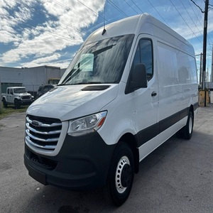 Camionnette de pointe F-reig -htli-n-er Spr -int- er 3500 Cargo H R - Product Image 1