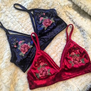 Soutien-gorge de sport pour femme de grande qualité respirant sur mesure, vêtements de sport et de fitness, soutien-gorge de sport pour femme de couleur unie - Product Image 5