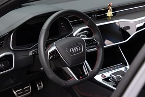 2023 A U D I RS6 Avant Twin-Turbo V8, Packages Executive et Black Optic, principalement non modifiés - Product Image 5