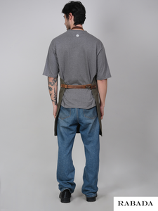 ผ้ากันเปื้อนผ้าใบสำหรับเชฟครัวพร้อมสายหนังสำหรับเชฟบาร์บิคิวร้านอาหารบาร์ริสต้าคาเฟ่ร้านกาแฟออกแบบโลโก้ได้ตามต้องการ - Product Image 3