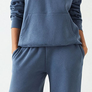 Servicio OEM de Diseño con Logotipo Personalizado, Chándal para Mujer con Pantalones Anchos / Precio de Fábrica para Compradores al por Mayor, Ropa Cómoda para el Invierno - Product Image 3