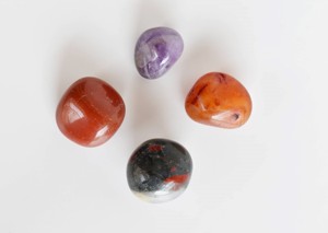 Nueva Llegada: Kit de Cristales Naturales del Zodíaco de Aries, Piedras Preciosas de Sanación, Regalo de Piedra de Nacimiento, Piedras Pulidas, Tarjeta, Pulsera de Cuentas Redondas de 8mm - Product Image 6