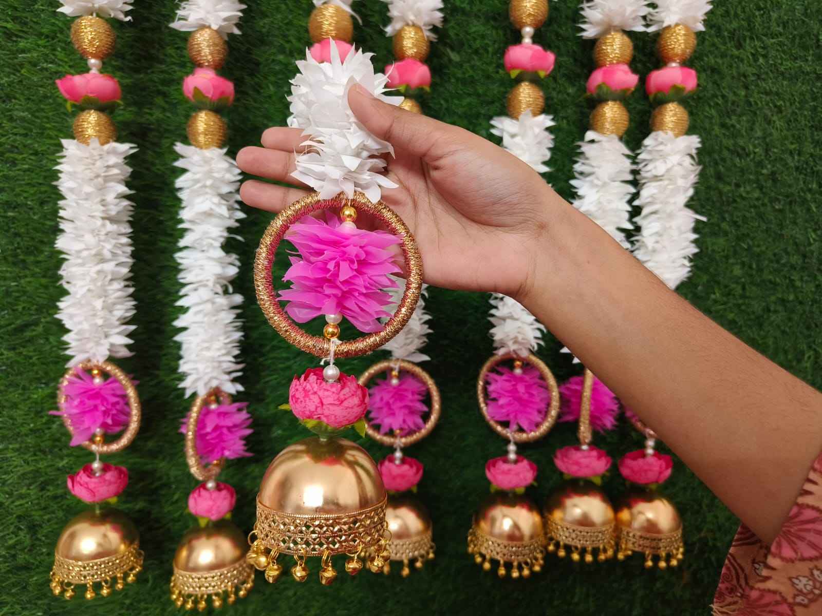 ตามที่แสดงในภาพ