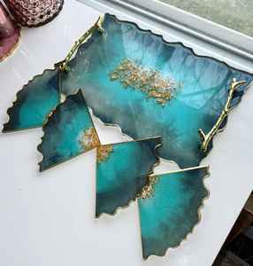 Bandeja de Servir de Resina Epoxi Ecológica Hecha a Mano con Asas de Metal, Diseño Moderno para Mesa de Café o Té, Regalo para Bodas, Ramadán o Eid - Product Image 2