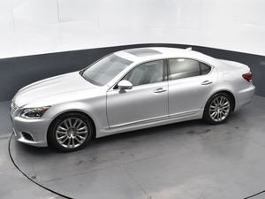 SUV LS 460 AWD 2017 con Asientos de Cuero, Techo Panorámico, Transmisión Automática, Interior Oscuro Usado, Motor Turbo de 6 Cilindros - Product Image 5