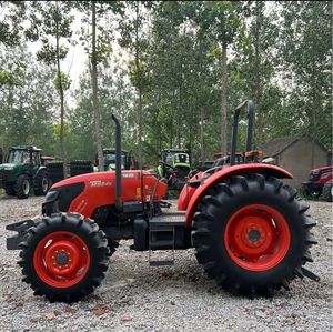 Tracteur agricole compact Kubota Diesel à roues, 4x4, équipement agricole pour travaux sur le terrain - Product Image 6