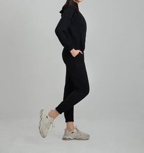 <b>Women</b> Streetwear Tracksuit 2 Piece Set Distressed Cropped Hoodie and <b>Straight</b> <b>Leg</b> Sweatpants Custom Logo Sweatsuits - Product Image 2