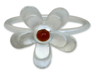 Anillos de piedra natal de cornalina roja natural de moda exclusiva en regalo de joyería de plata 925 para ella al por mayor - Product Image 1