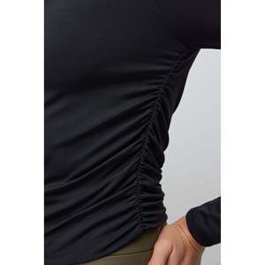 Blusa básica con escote asimétrico - Product Image 6